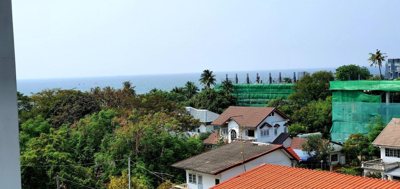 Sweet Seaview Flr6 With Toproop Pool Flr7 At The Blux Bangsaen Eksteriør bilde