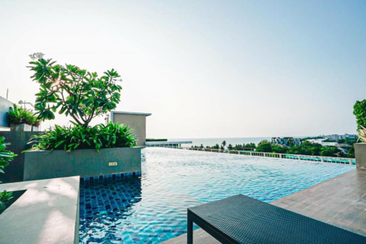 Sweet Seaview Flr6 With Toproop Pool Flr7 At The Blux Bangsaen Eksteriør bilde